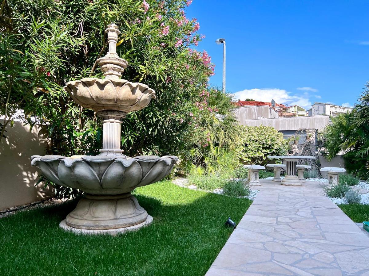 Villa Romana II โอมิช ภายนอก รูปภาพ